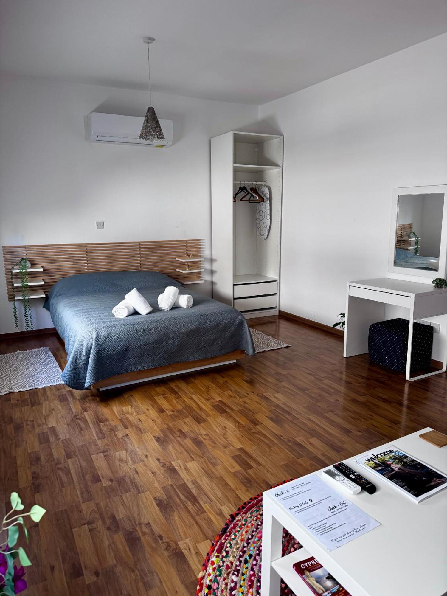 Lovely Studio Apartment In Pafos Eksteriør bilde